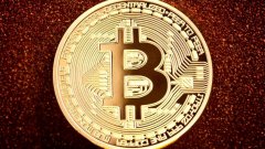 比特币价格创12万美元新高